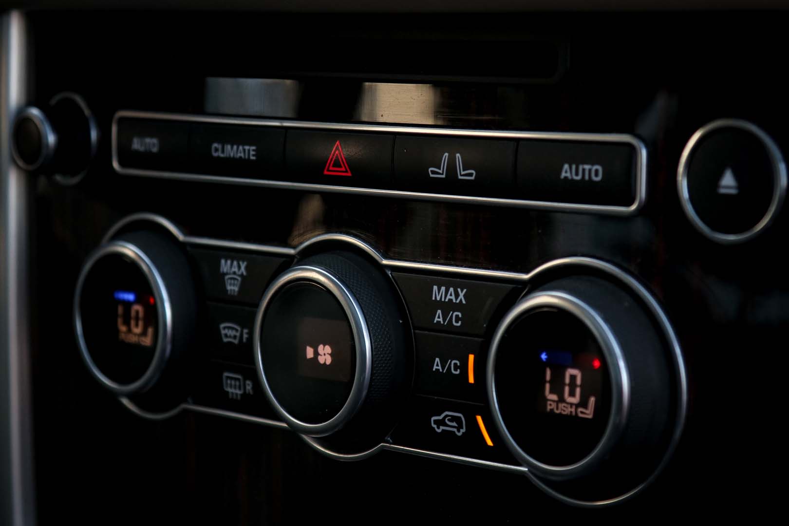 Land Rover Range Rover Vogue — фото 18