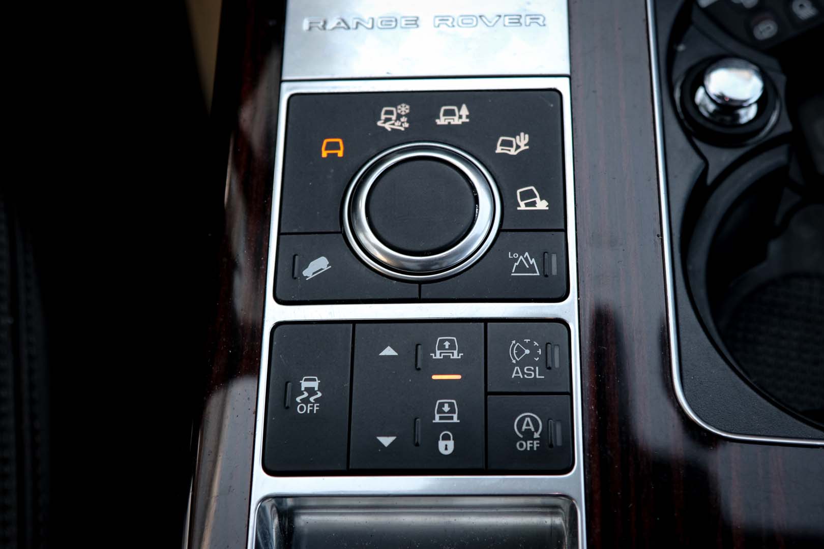 Land Rover Range Rover Vogue — фото 12