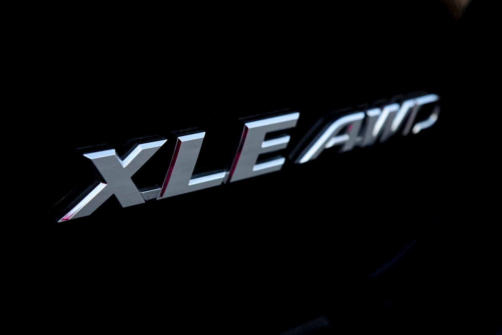 Toyota Highlander — фото 14