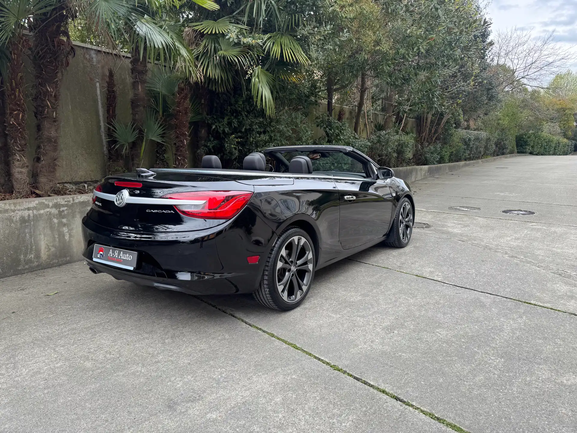 Buick Cascada — фото 8